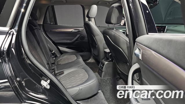 BMW X1 2021 — photo 11