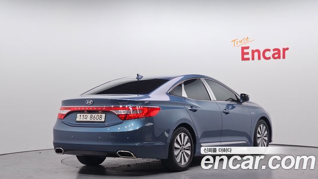 Hyundai Grandeur 2015 — photo 2