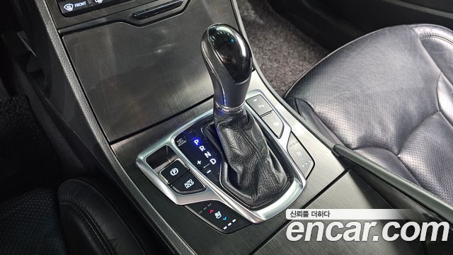 Hyundai Grandeur 2015 — photo 9