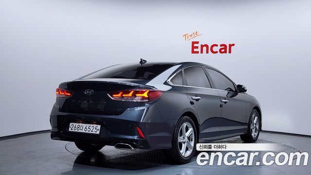 Hyundai Sonata 2018 — photo 2