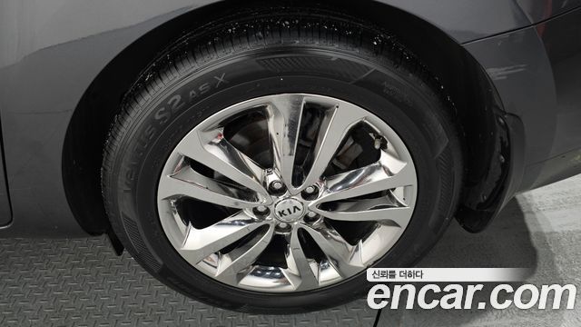 Kia Canival 2016 — photo 5