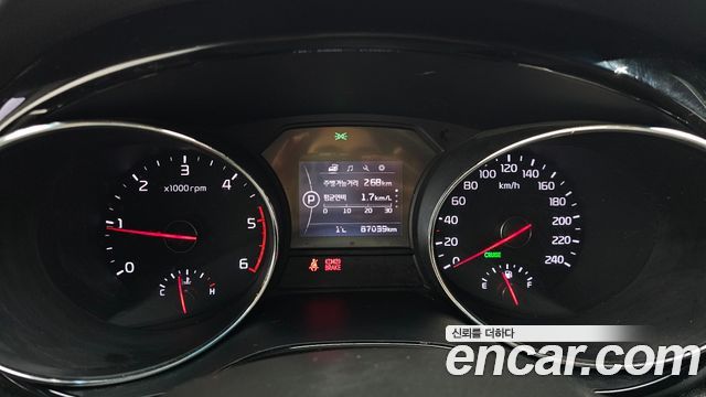 Kia Canival 2016 — photo 8