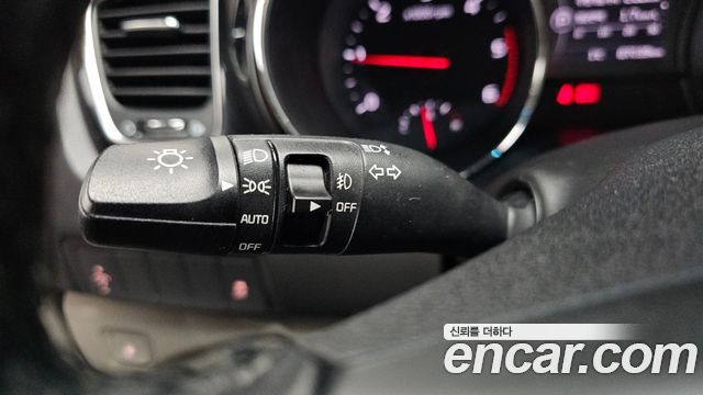 Kia Canival 2016 — photo 18
