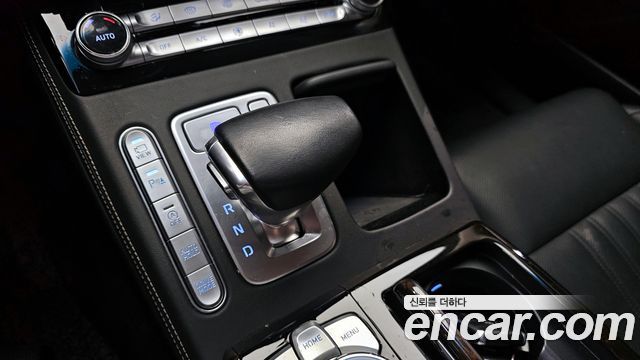 Genesis G90 2020 — photo 9