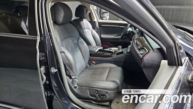 Genesis G90 2020 — photo 12