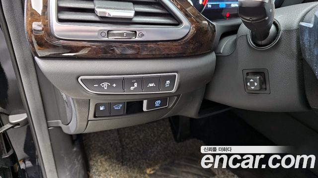 Genesis G90 2020 — photo 15