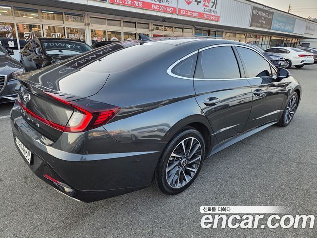 Hyundai Sonata 2022 — photo 4