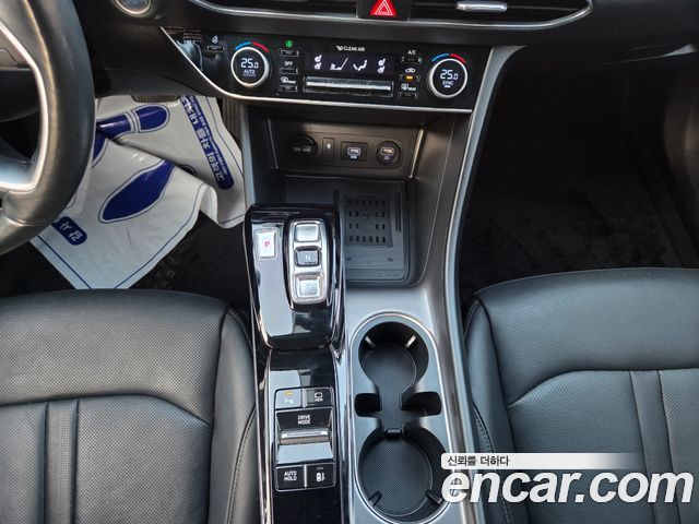 Hyundai Sonata 2022 — photo 11
