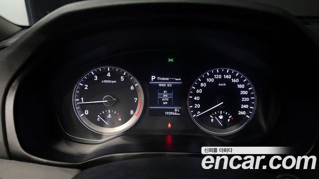 Hyundai Grandeur 2018 — photo 8