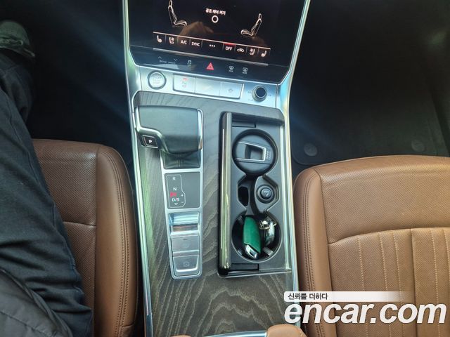 Audi A6 2020 — photo 14