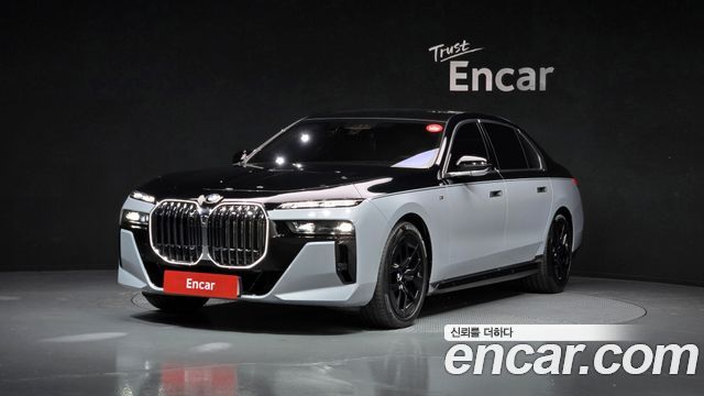 BMW 7-Series 2025 — photo 1