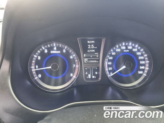 Hyundai Grandeur 2013 — photo 9