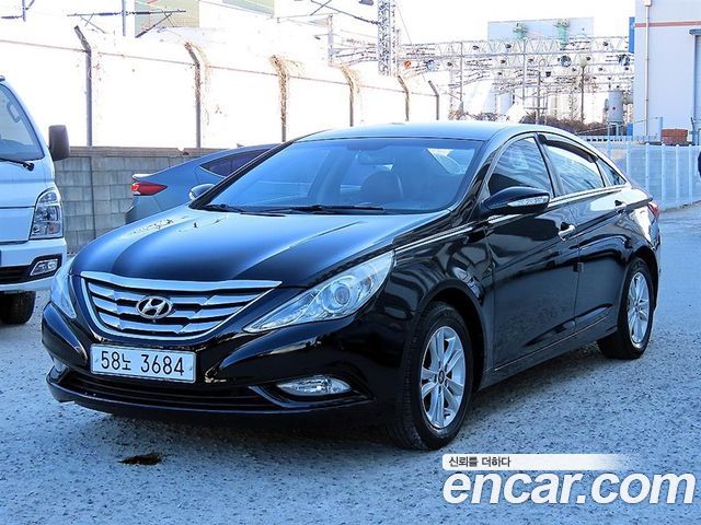 Hyundai Sonata 2010 — photo 2