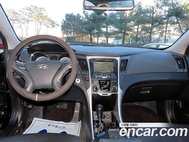 Hyundai Sonata 2010 — photo 5