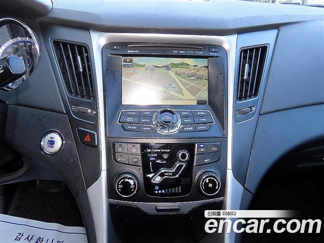 Hyundai Sonata 2010 — photo 6