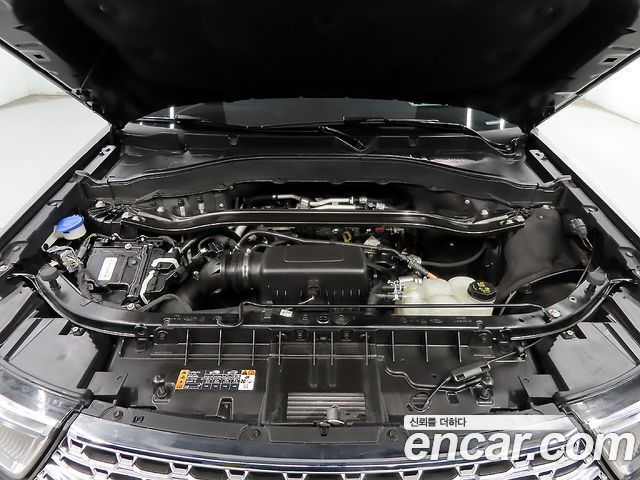 Ford Explorer 2021 — photo 19