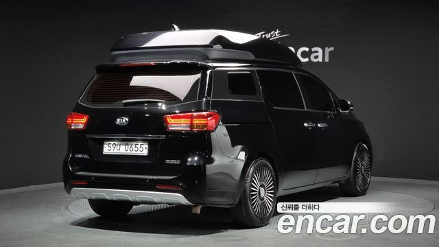 Kia Canival 2016 — photo 2