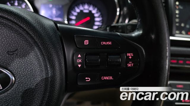 Kia Canival 2016 — photo 17