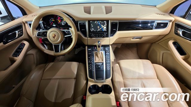 Porsche Macan 2017 — photo 7