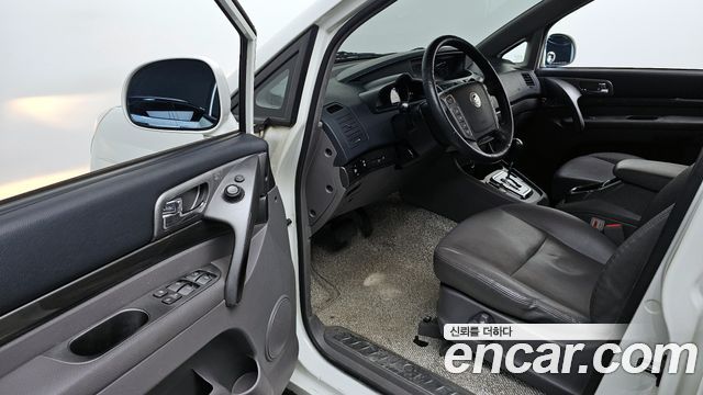 KG Mobility KORANDO 2014 — photo 11