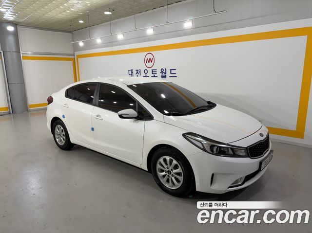 Kia K3 2017 — photo 9