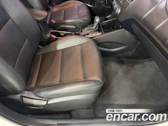 Kia K3 2017 — photo 11