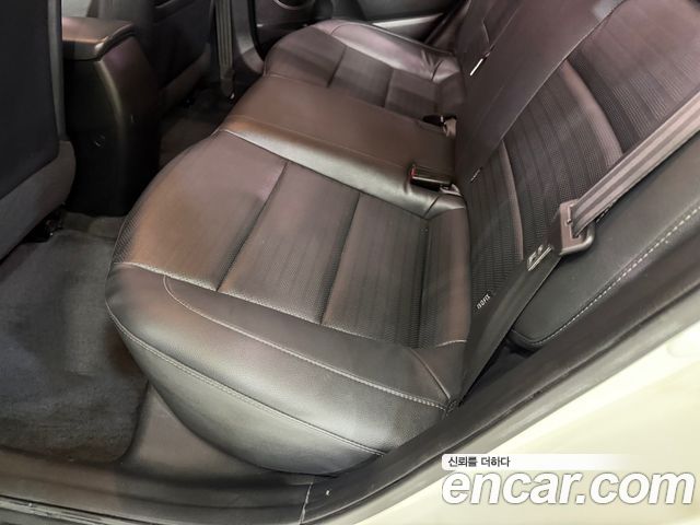 Kia K3 2017 — photo 12