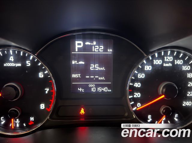 Kia K3 2017 — photo 18