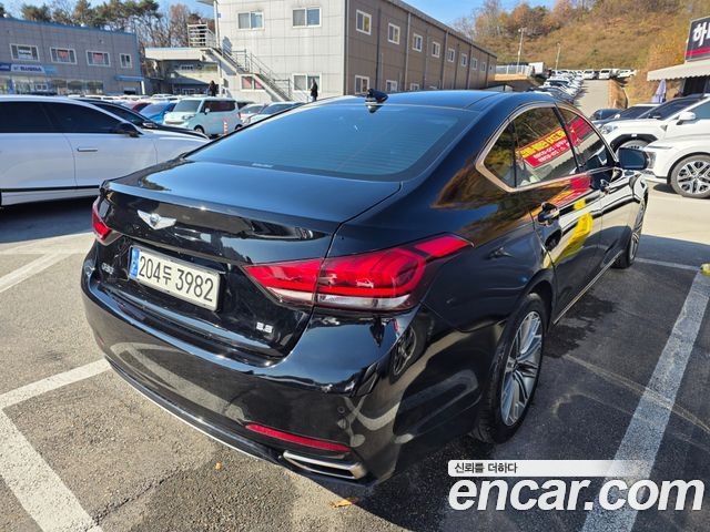 Genesis G80 2017 — photo 2
