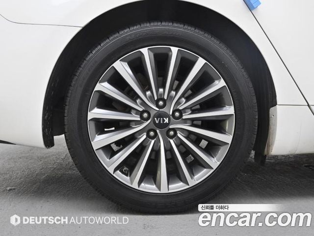 Kia K7 2016 — photo 5