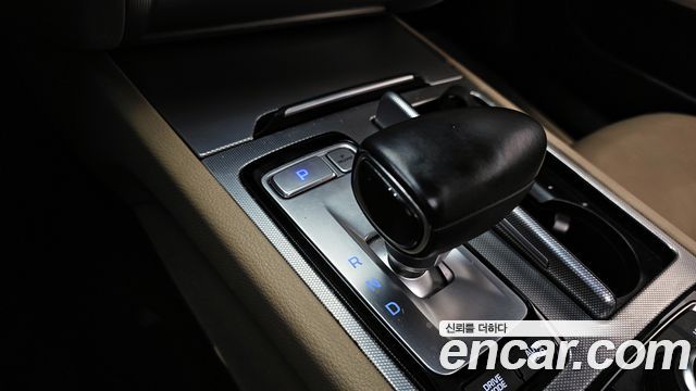Genesis G80 2019 — photo 9