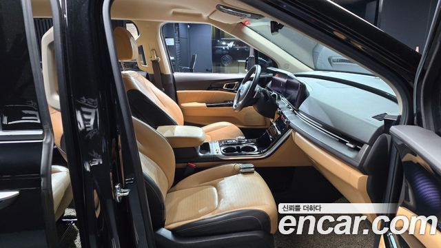 Kia Canival 2021 — photo 11
