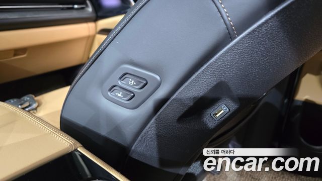 Kia Canival 2021 — photo 18