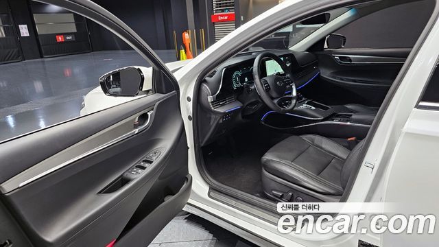 Hyundai Grandeur 2022 — photo 11