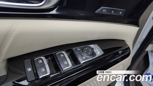 Kia Canival 2022 — photo 12