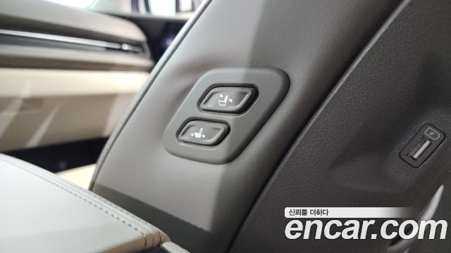 Kia Canival 2022 — photo 18