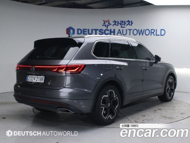Volkswagen Touareg 2024 — photo 2