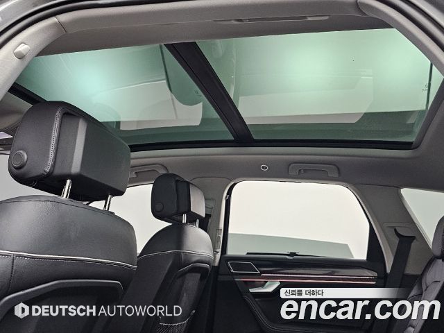 Volkswagen Touareg 2024 — photo 19