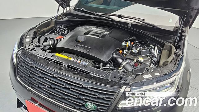 Land Rover Range Rover Velar 2025 — photo 6