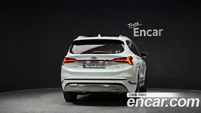Hyundai Santafe 2023 — photo 4