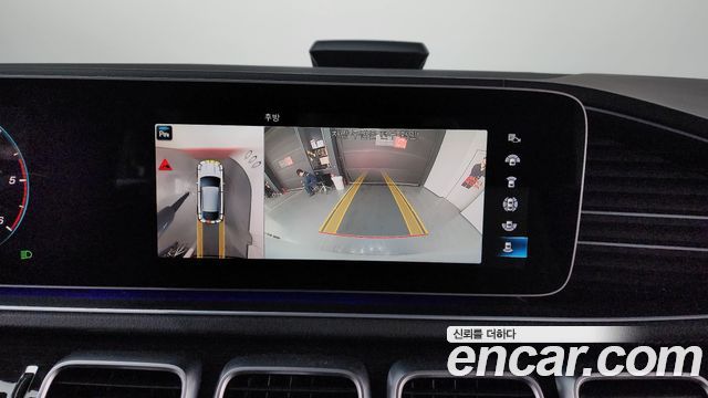 Mercedes-Benz GLE-Class 2021 — photo 15