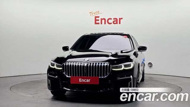BMW 7-Series 2021 — photo 3