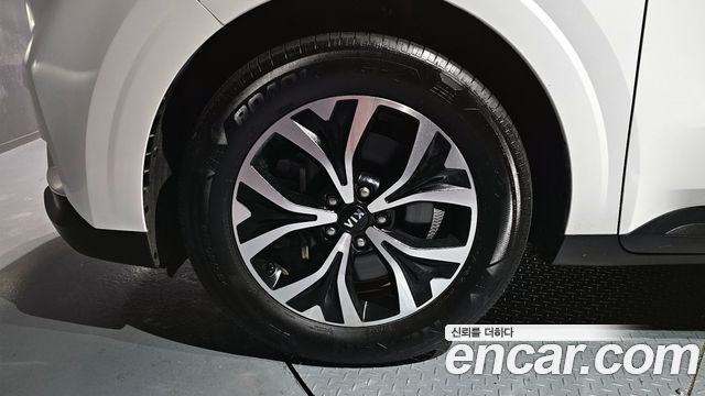 Kia Canival 2021 — photo 5
