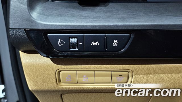 Kia Canival 2021 — photo 14