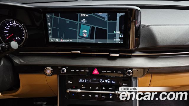 Kia Canival 2021 — photo 15