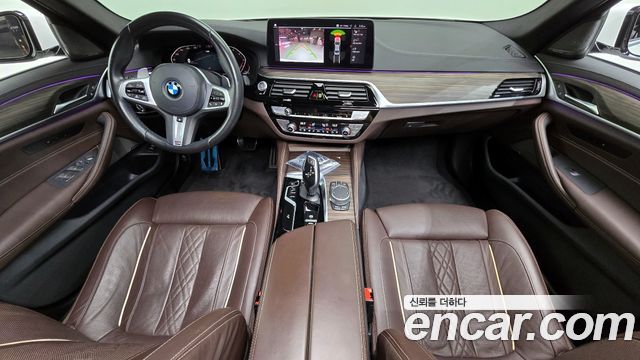 BMW 5-Series 2021 — photo 7