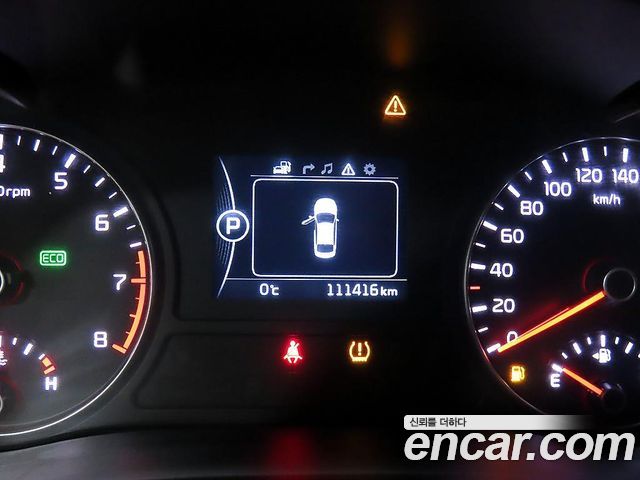 Kia K5 2017 — photo 9