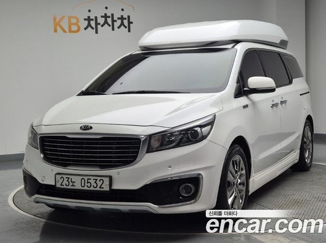 Kia Canival 2016 — photo 1
