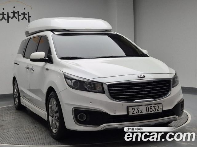 Kia Canival 2016 — photo 4