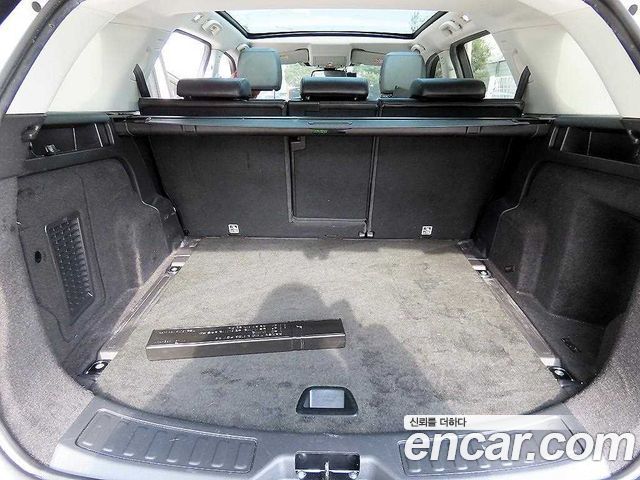 Land Rover Discovery Sport 2017 — photo 18